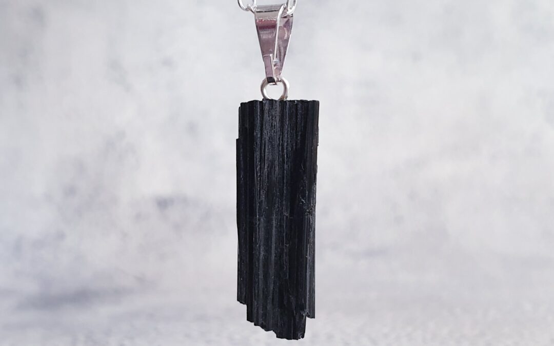 black tourmaline crystal meditation for the Capricorn full moon 2023 July 3rd