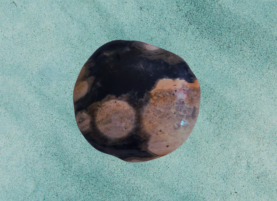 Ocean jasper crystal for setting new year intentions at the Capricorn new moon, 30th December, 2024